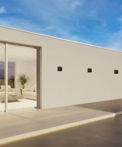 kelvo® ARKOS KLV-101-0110 Φωτιστικό Τοίχου / Απλίκα LED 8W 840lm 15° AC 220-240V Αδιάβροχο IP65 Θερμό Λευκό 2700K – CREE SMD Chip & TÜV SÜD Driver – Μαύρο Ματ – Μ14 x Π5.5 x Υ14cm – 5 Χρόνια Εγγύηση