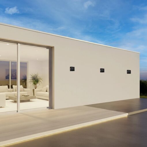 kelvo® ARKOS KLV-101-0110 Φωτιστικό Τοίχου / Απλίκα LED 8W 840lm 15° AC 220-240V Αδιάβροχο IP65 Θερμό Λευκό 2700K – CREE SMD Chip & TÜV SÜD Driver – Μαύρο Ματ – Μ14 x Π5.5 x Υ14cm – 5 Χρόνια Εγγύηση