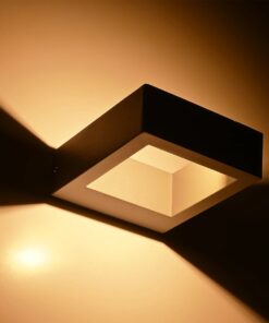 kelvo® AURA KLV-101-0117 Φωτιστικό Τοίχου / Απλίκα LED 7W 875lm 45° AC 220-240V Αδιάβροχο IP65 Θερμό Λευκό 2700K – Bridgelux COB Chip & TÜV SÜD Driver – Γκρι Ανθρακί Ματ – Μ13 x Π15 x Υ4.5cm – 5 Χρόνια Εγγύηση