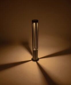 kelvo® GREMO KLV-101-0123 Φωτιστικό Κολωνάκι Κήπου LED 7W 875lm 45° AC 220-240V Αδιάβροχο IP65 Θερμό Λευκό 2700K – Bridgelux COB Chip & TÜV SÜD Driver – Γκρι Ανθρακί Ματ – Μ15.5 x Π15.5 x Υ80cm – 5 Χρόνια Εγγύηση