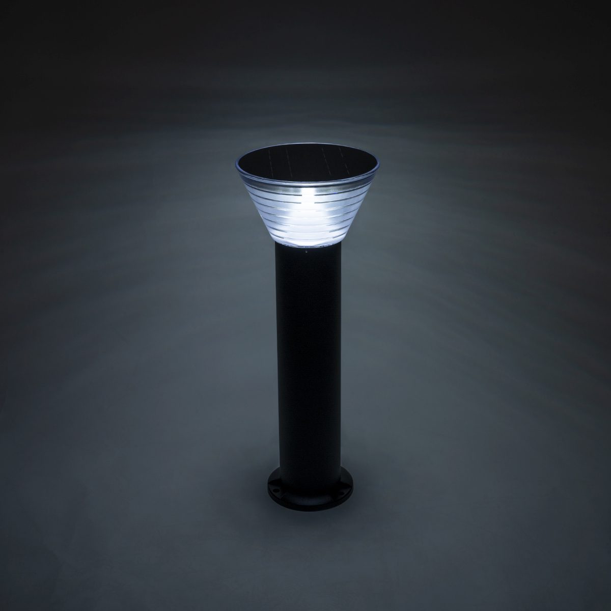 GLOBOSTAR® VEGGIE 90525 Φωτιστικό Κολωνάκι Κήπου LED 10W 500lm 120° με Ενσωματωμένο Φωτοβολταϊκό Panel 6V 2W & Επαναφορτιζόμενη Μπαταρία Li-ion 3.2V 1800mAh με Αισθητήρα Ημέρας-Νύχτας Αδιάβροχο IP65 Ψυχρό Λευκό 6000K - Sanan SMD Chip - Μαύρο- Μ23 x Π23 x Υ60cm - 2 Χρόνια Εγγύηση - Image 9