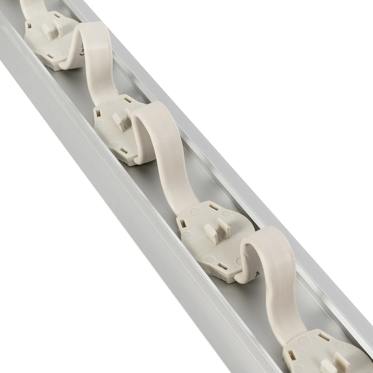 GloboStar® 90829 Μεταλλικο Καλυμμα 1 Μέτρου 15 Τεμαχίων για Ψηφιακή Αλυσίδα Γιρλάντα 20 Σποτ LED με Κωδικό 90140 Ασημί Μ100 x Π4.7 x Υ1cm - Image 9