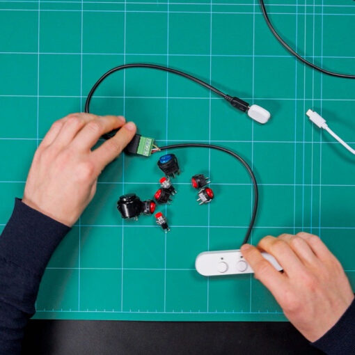 3800238073572 | Micro USB to 5 Terminal Add-on (Accessory for The Pill by Shelly) – EAN 3800238073572
