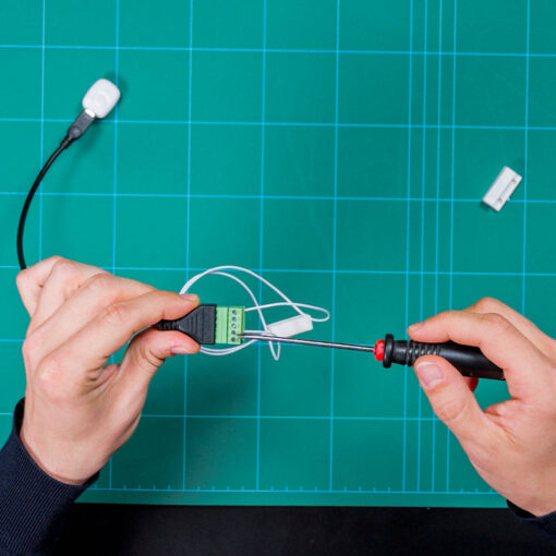 3800238073572 | Micro USB to 5 Terminal Add-on (Accessory for The Pill by Shelly) – EAN 3800238073572