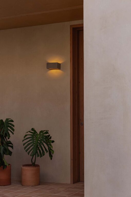 GLINT 157 BOLARD CONCRETE LED 6W 2700K Faro Barcelona 1-FR75636